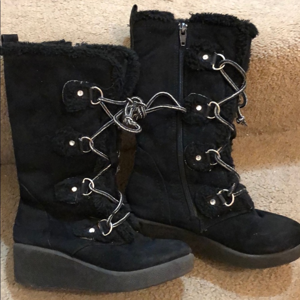 Cute tall black boots
